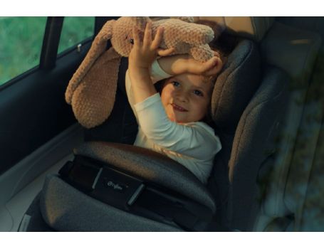 Παιδικό κάθισμα αυτοκινήτου. Όσα πρέπει να γνωρίζουν οι νέοι γονείς!